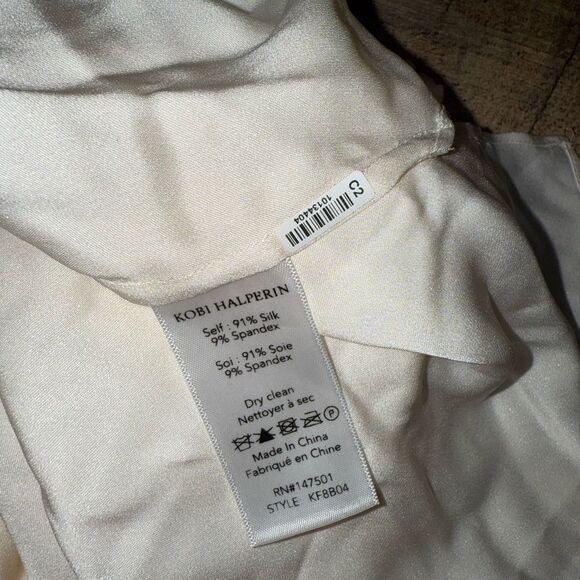 KOBI HALPERIN
Velma Sleeveless Smock-Neck Silk Blouse in cream - Picture 4 of 10